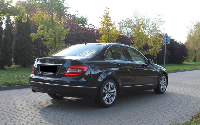Mercedes-Benz Klasa C cena 44900 przebieg: 250000, rok produkcji 2011 z Poznań małe 154